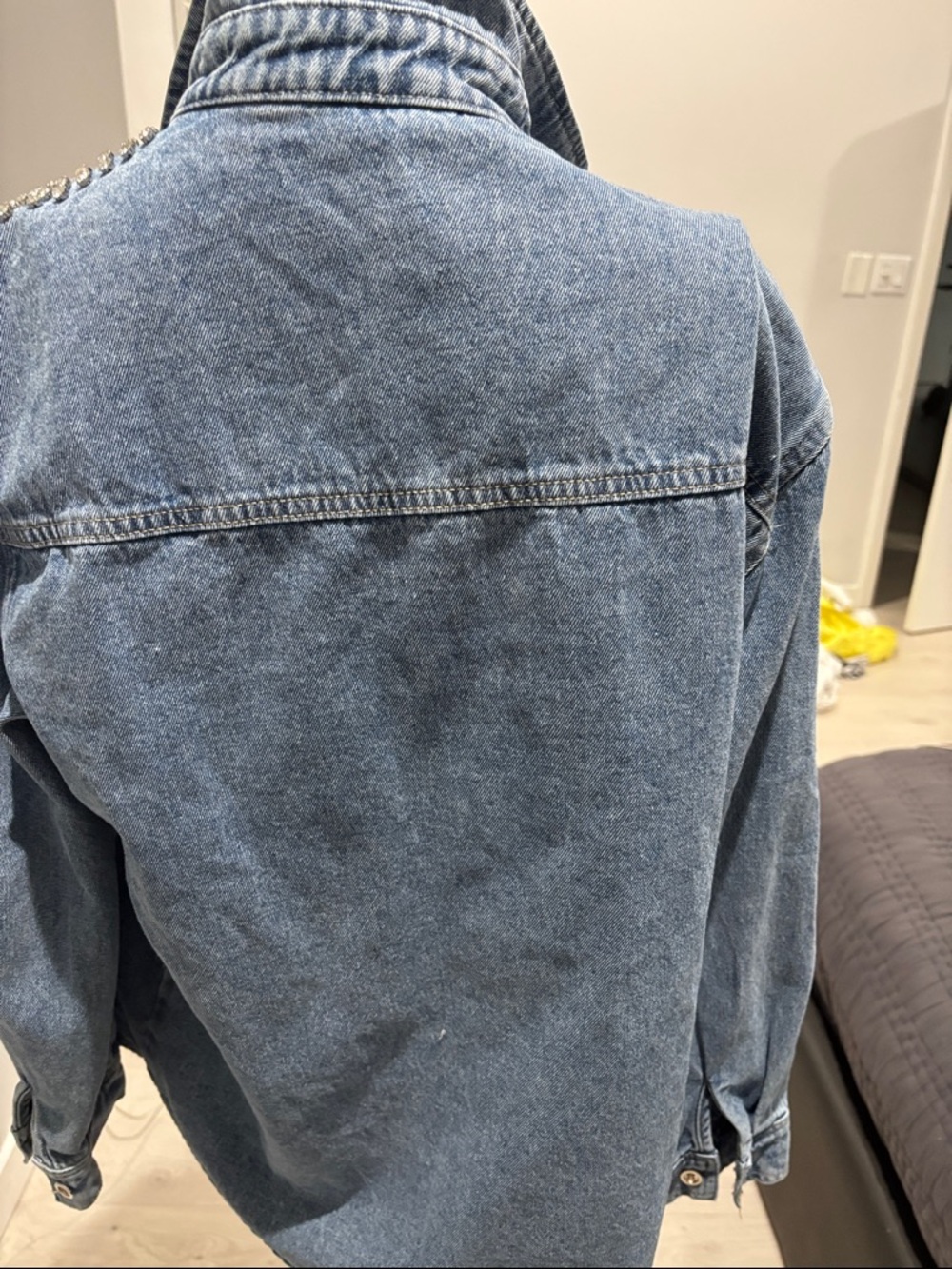 Embellished Blue Denim Jacket with Rhinestone Accents - Picture 5 of 8